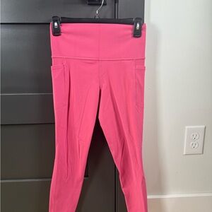 Athleta Salutation Stash 7/8 Pockets Pink Leggings Women’s size small